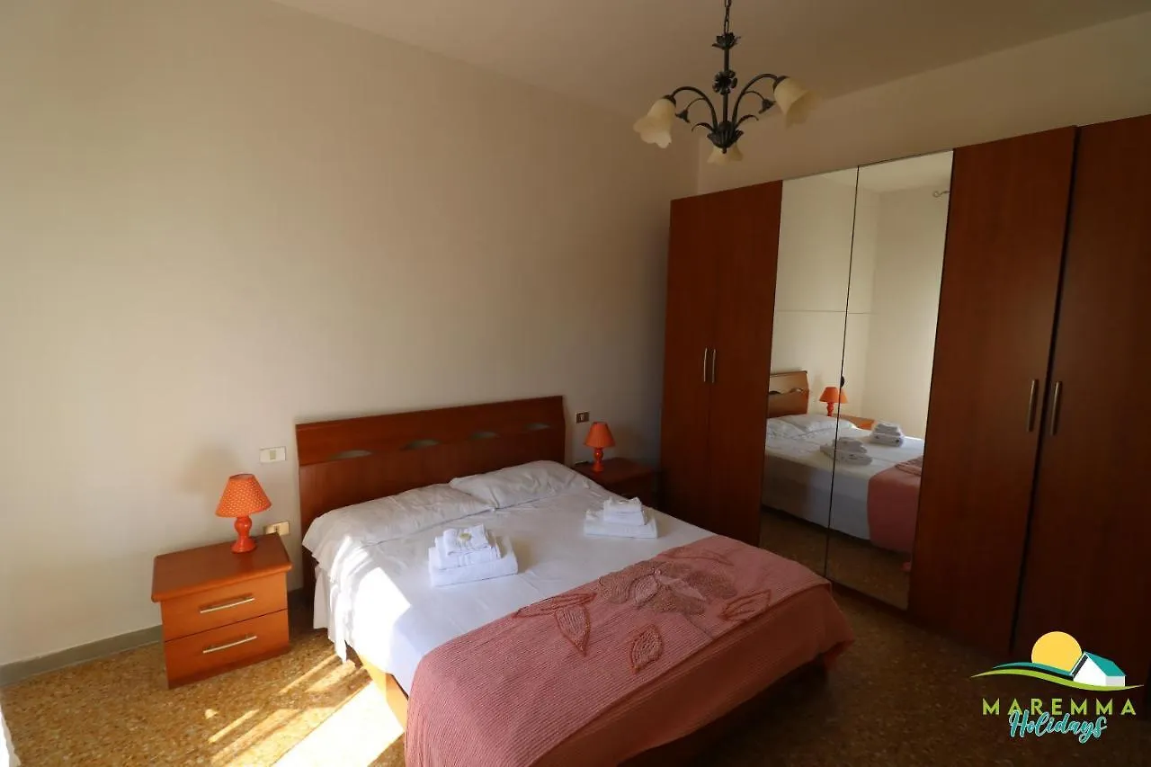 Maremma Holidays Mentana1 Apartment Follonica 0*,  Itálie